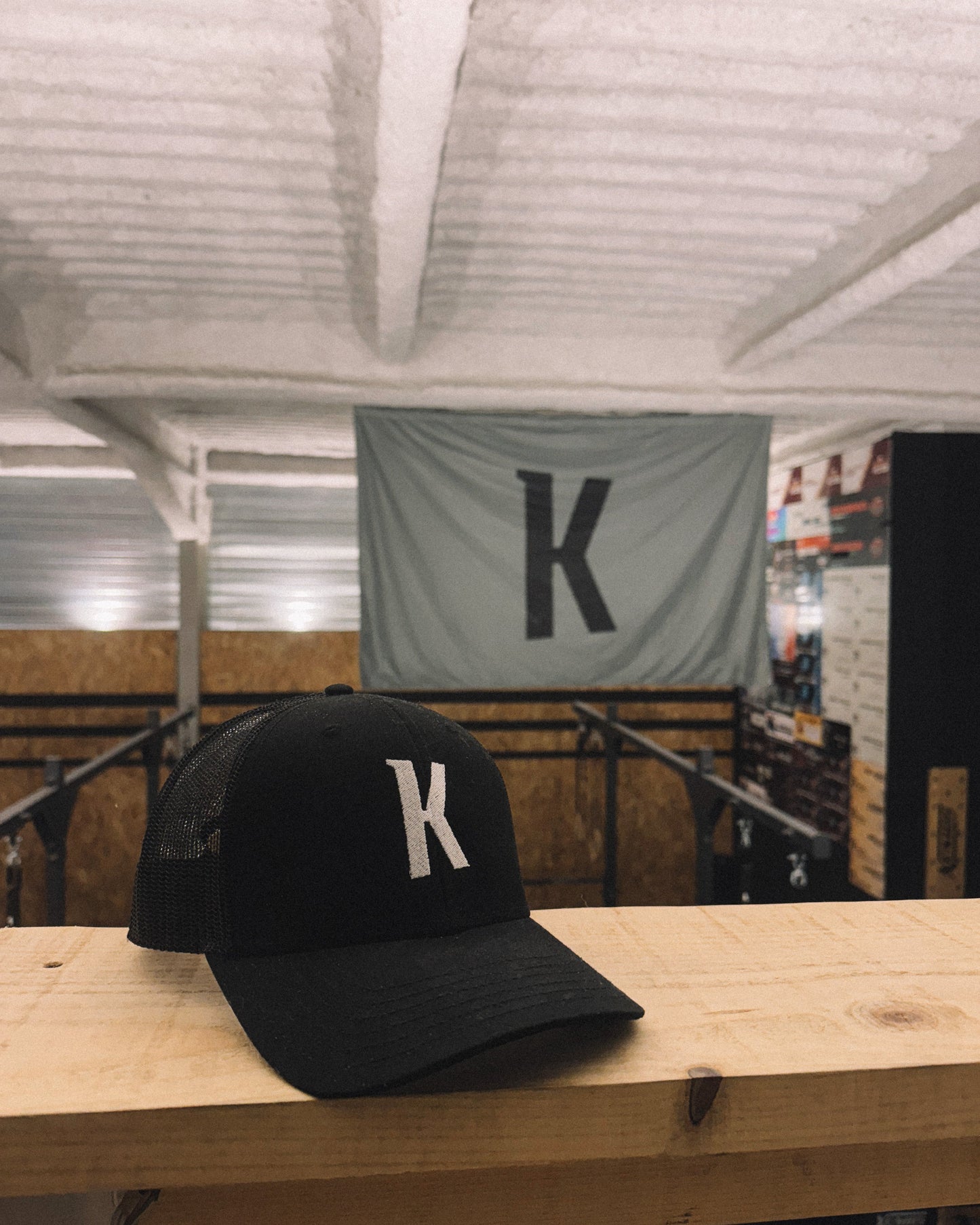 Casquette Kintsu Noir & Blanc – Précommande